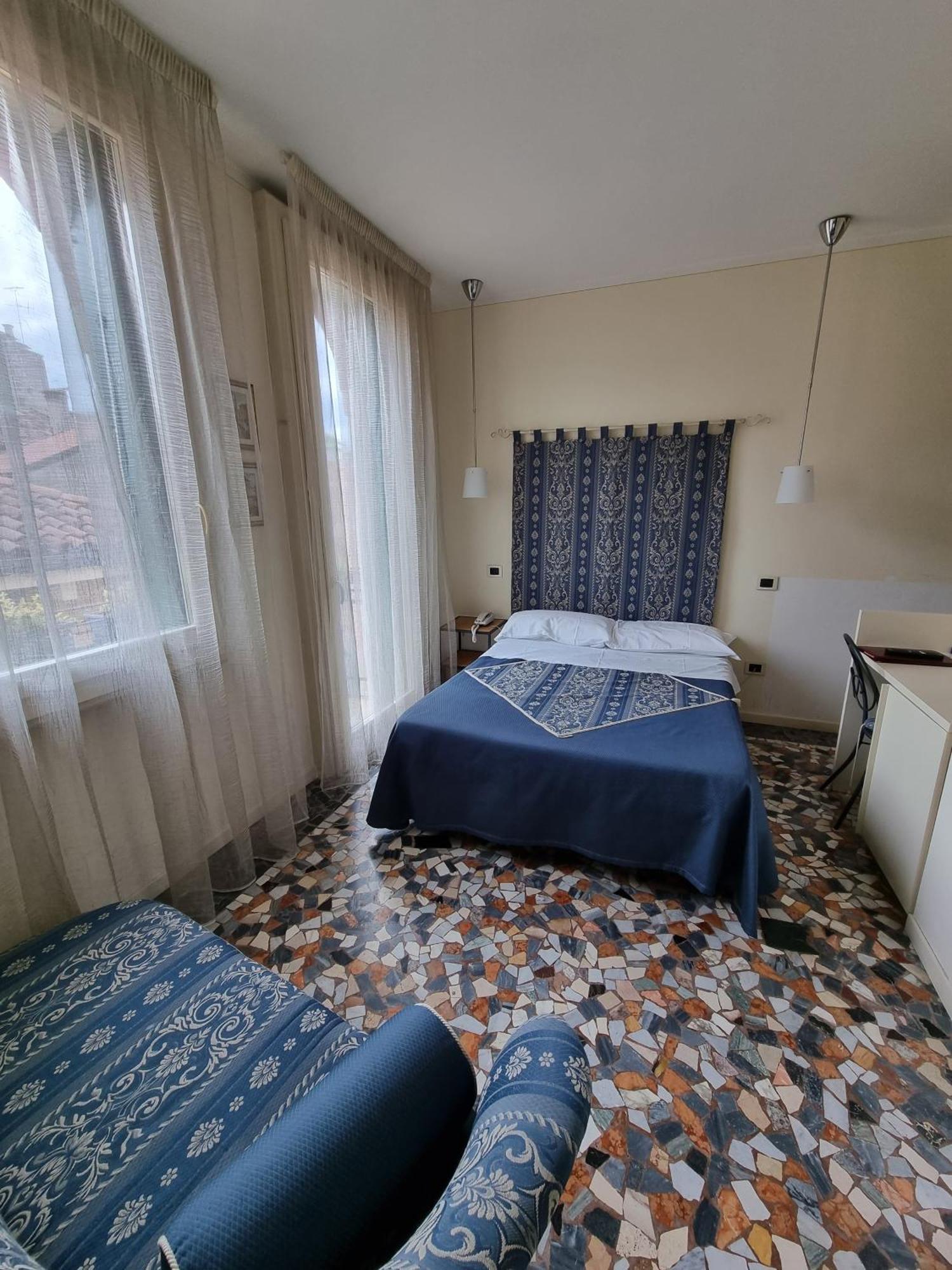 Cityhotel Cristina Віченца Екстер'єр фото